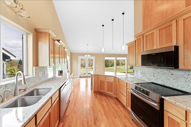 85 Morning Dove Trail, Eagle Point, OR 97524