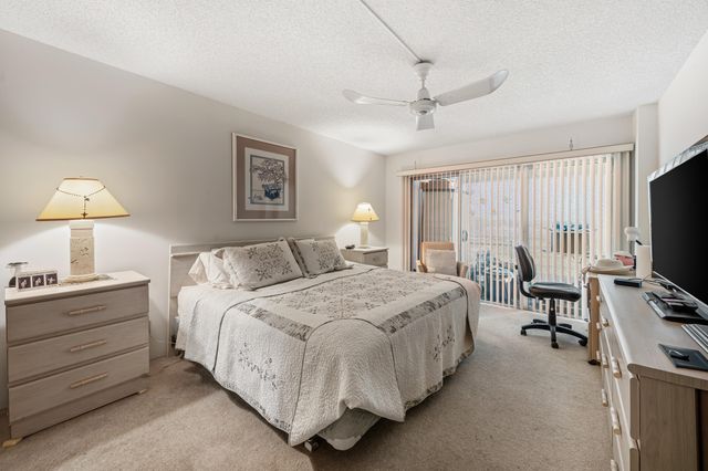 3755 Via Poinciana, Greenacres, FL 33467