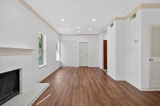 4041 Drake Street 203, Houston, TX 77005