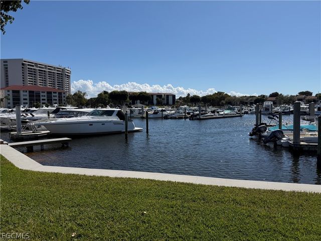 4100 Steamboat BEND E 501, Fort Myers, FL 33919