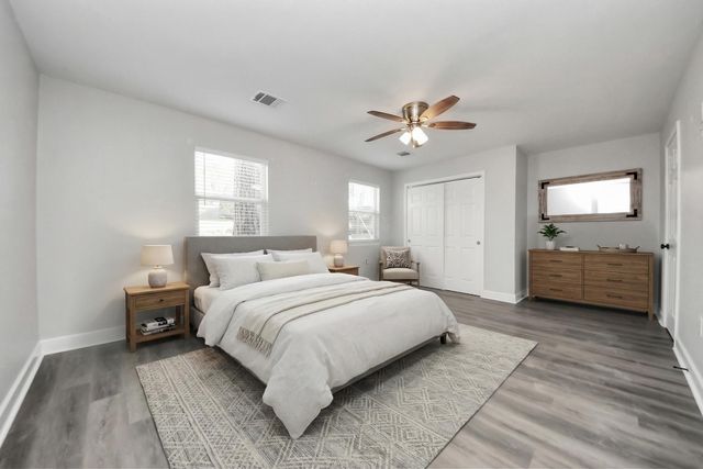 508 Navajo Dr, Montgomery, TX 77316