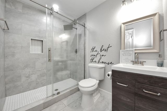 508 Navajo Dr, Montgomery, TX 77316