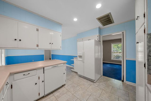 106 Millbrooke Drive, Hopkinsville, KY 42240