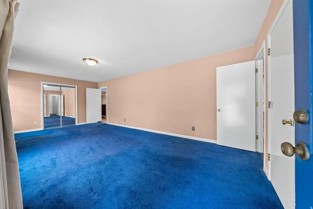 106 Millbrooke Drive, Hopkinsville, KY 42240