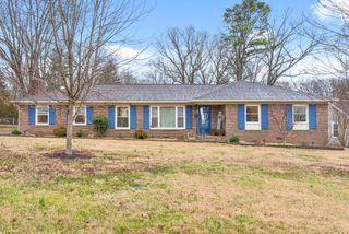106 Millbrooke Drive, Hopkinsville, KY 42240
