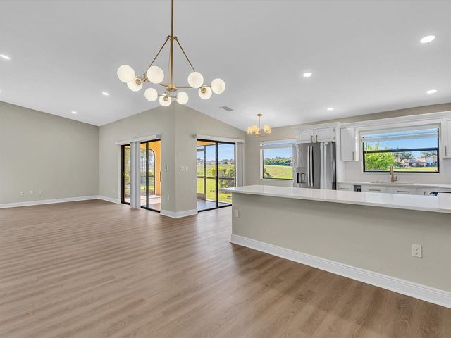 2627 Emerald Way N, Deerfield Beach, FL 33442