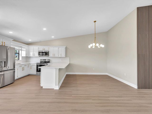 2627 Emerald Way N, Deerfield Beach, FL 33442