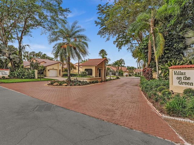 2627 Emerald Way N, Deerfield Beach, FL 33442