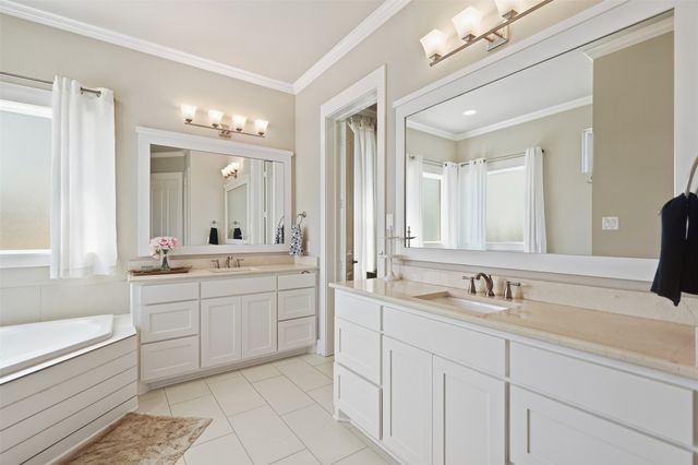 860 San Saba E, Midlothian, TX 76065
