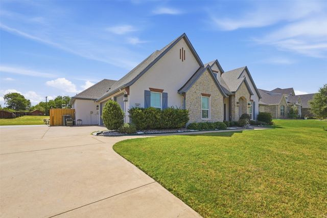 860 San Saba E, Midlothian, TX 76065