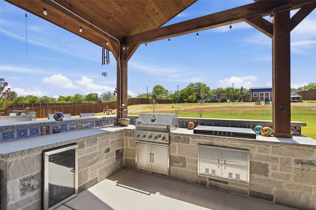 860 San Saba E, Midlothian, TX 76065