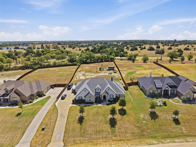 860 San Saba E, Midlothian, TX 76065