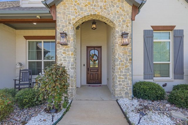 860 San Saba E, Midlothian, TX 76065