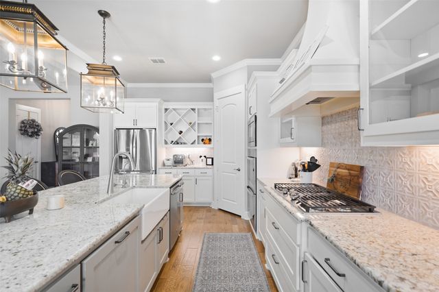 860 San Saba E, Midlothian, TX 76065