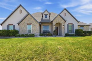 860 San Saba E, Midlothian, TX 76065