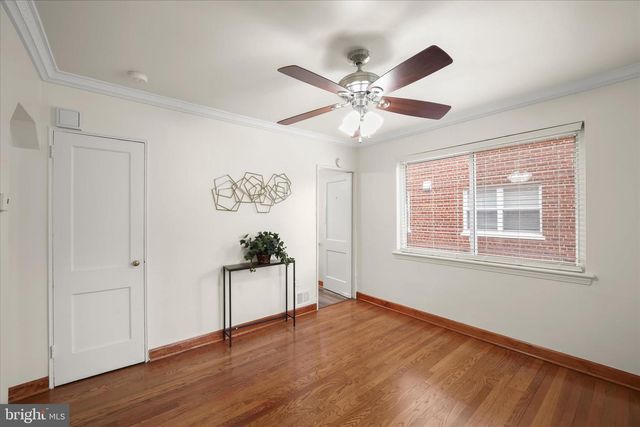 604 GALVESTON PL SE, Washington, DC 20032