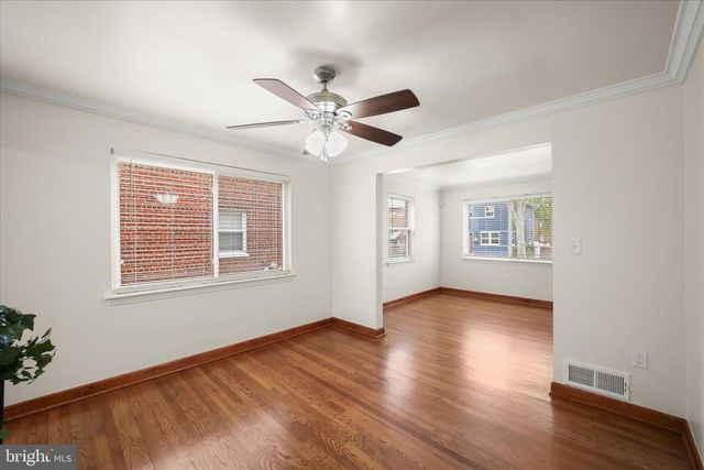 604 GALVESTON PL SE, Washington, DC 20032