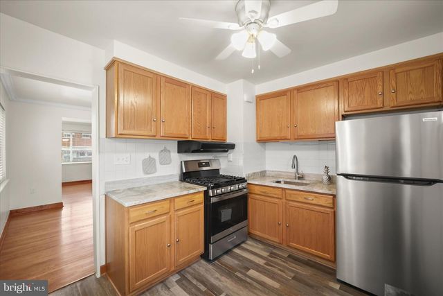 604 GALVESTON PL SE, Washington, DC 20032