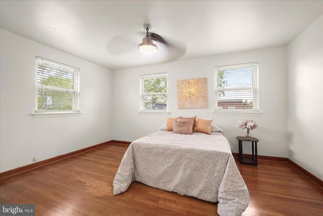 604 GALVESTON PL SE, Washington, DC 20032