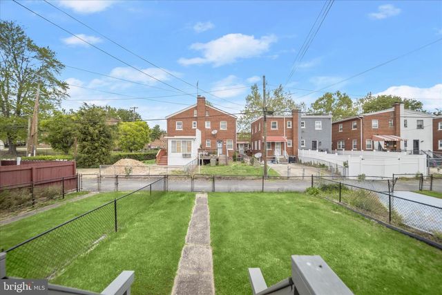 604 GALVESTON PL SE, Washington, DC 20032