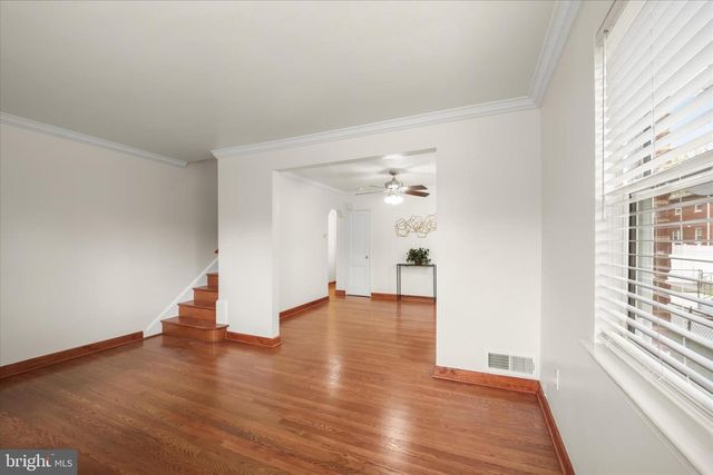 604 GALVESTON PL SE, Washington, DC 20032