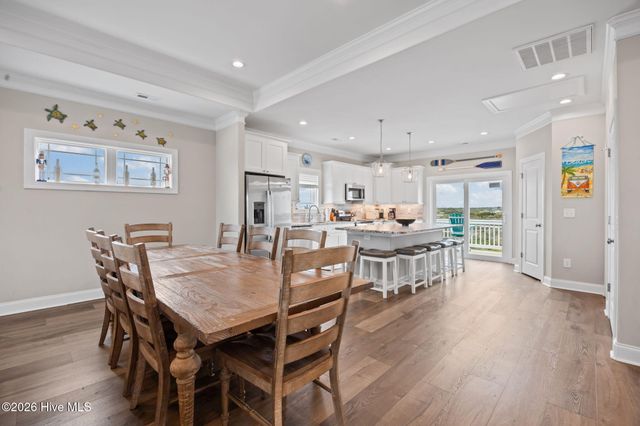 210 Goldsboro Drive, N Topsail Beach, NC 28460