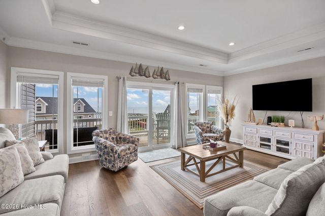 210 Goldsboro Drive, N Topsail Beach, NC 28460