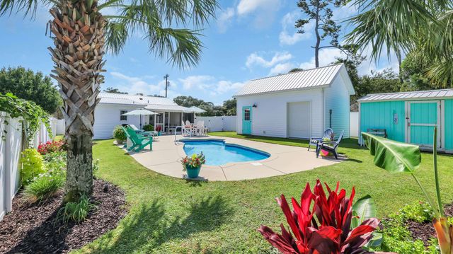 94 Cedar Ave., North Myrtle Beach, SC 29582