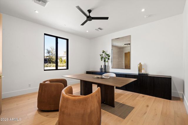 7101 N 47TH Street, Paradise Valley, AZ 85253