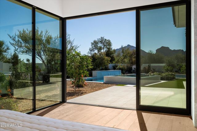 7101 N 47TH Street, Paradise Valley, AZ 85253