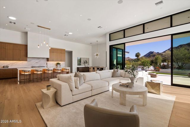 7101 N 47TH Street, Paradise Valley, AZ 85253