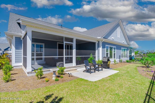 8217 Centerwood Drive, Leland, NC 28451