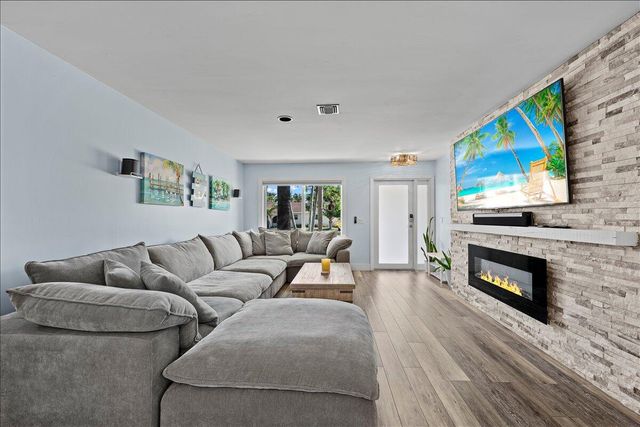 1197 Mystic Way, Wellington, FL 33414