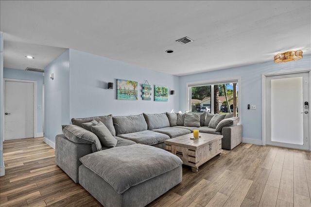 1197 Mystic Way, Wellington, FL 33414