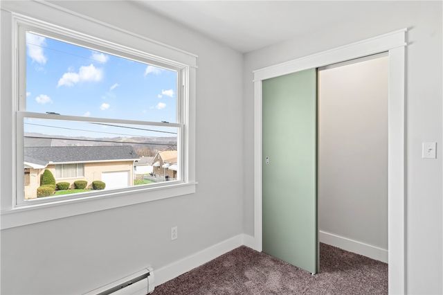 253 Waddell Ave, Donora, PA 15033