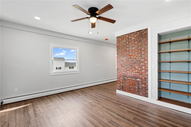 253 Waddell Ave, Donora, PA 15033