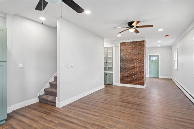 253 Waddell Ave, Donora, PA 15033