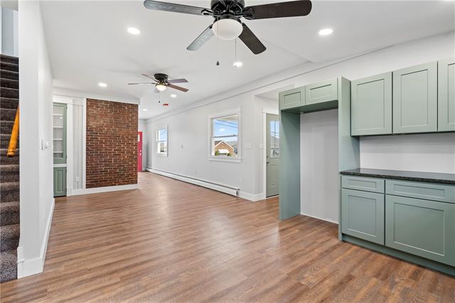 253 Waddell Ave, Donora, PA 15033