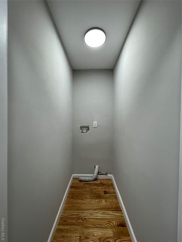 114-42 196th Street, Saint Albans, NY 11412