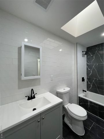 114-42 196th Street, Saint Albans, NY 11412