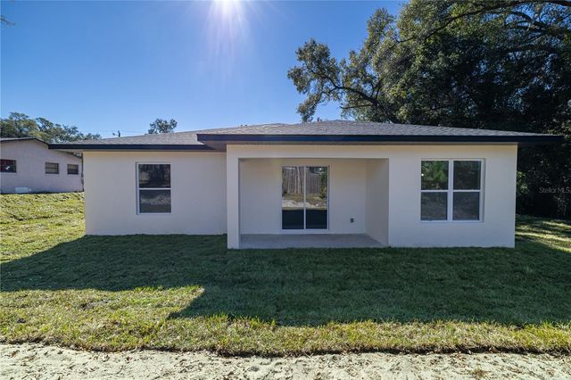 143 BARRINGTON AVENUE, Deland, FL 32724