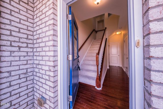 433 Berry Chase Way, Cary, NC 27519