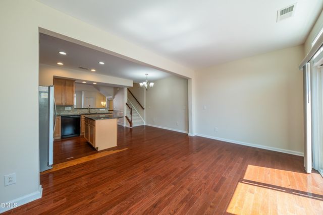 433 Berry Chase Way, Cary, NC 27519