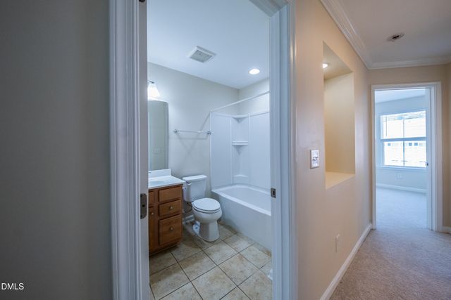 433 Berry Chase Way, Cary, NC 27519