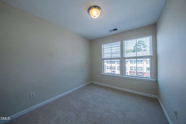 433 Berry Chase Way, Cary, NC 27519