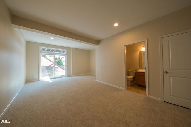433 Berry Chase Way, Cary, NC 27519