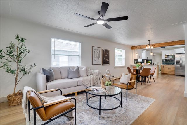 326 41ST AVENUE N, St Petersburg, FL 33703