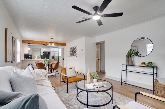 326 41ST AVENUE N, St Petersburg, FL 33703