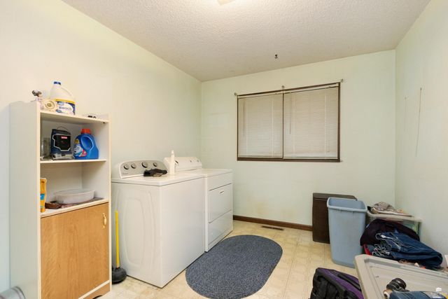 1209 Haas Circle, Manhattan, KS 66502