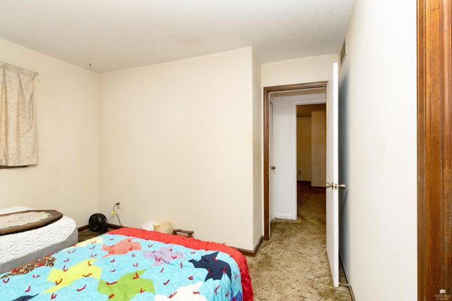 1209 Haas Circle, Manhattan, KS 66502